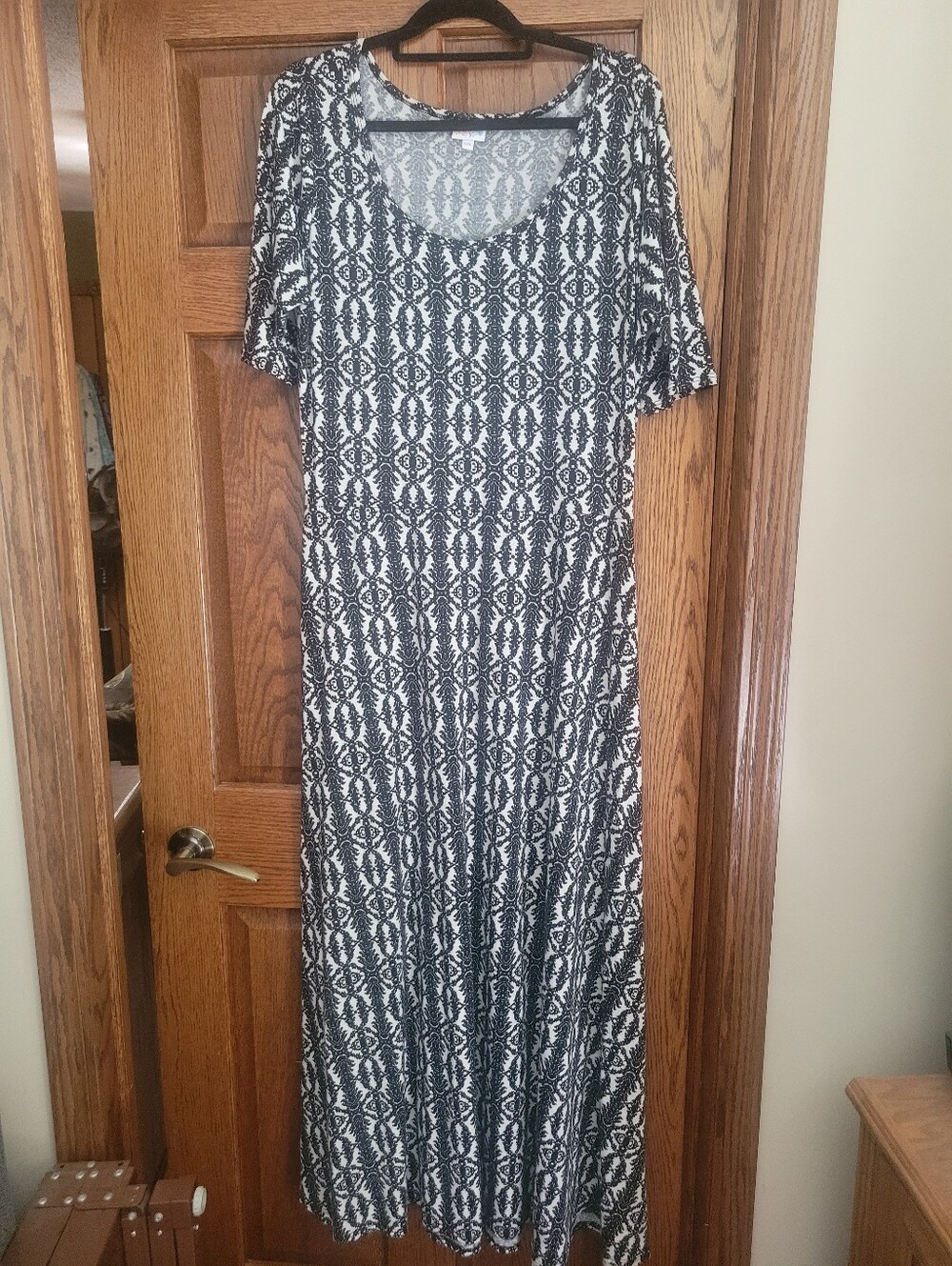 LuLaRoe Black and White Printed Short-Sleeve Maxi Dress
